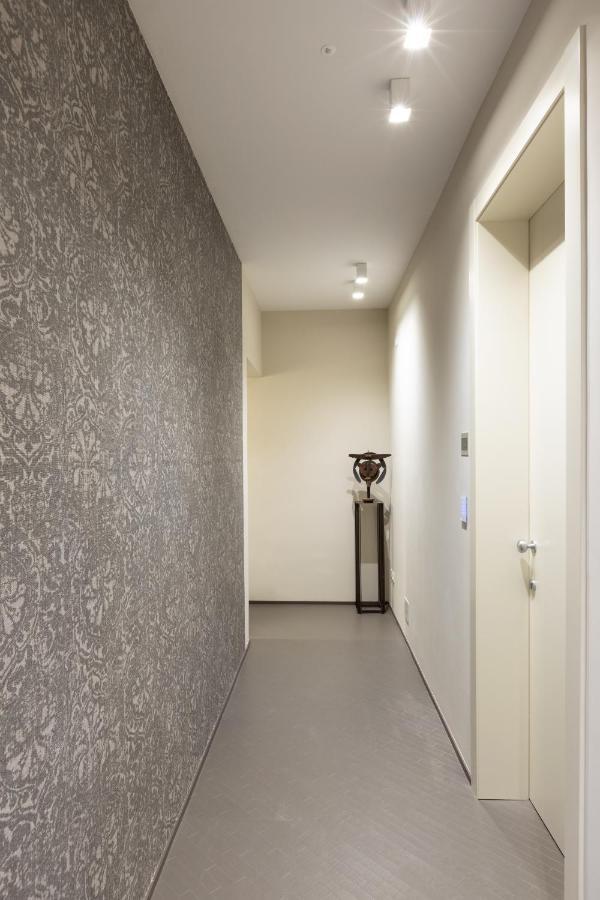 Salina Luxury Suites Parma Luaran gambar